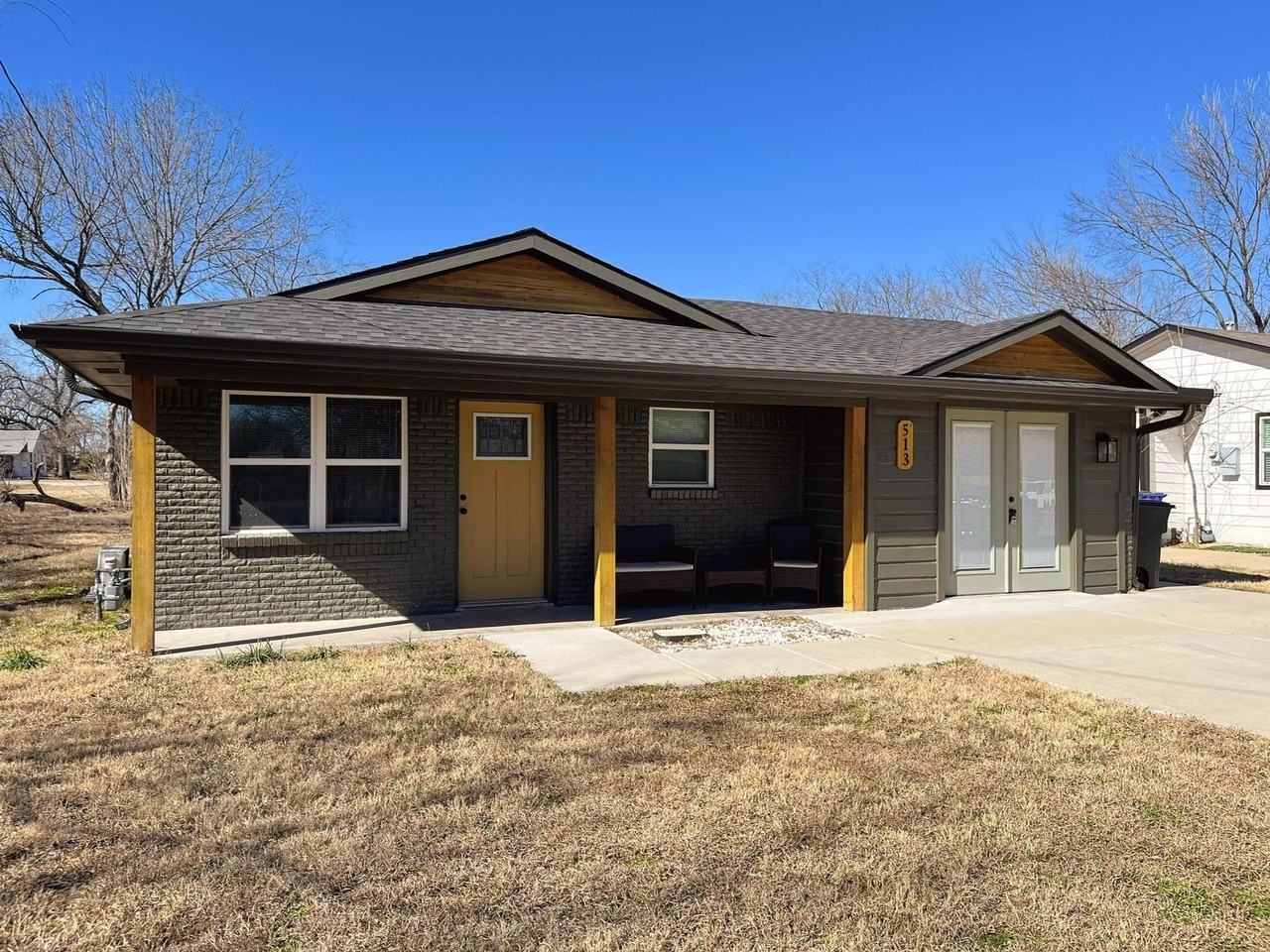 513 Burgett St - Photo 3 of 18