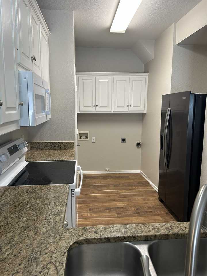 1905 Nest Pl - Photo 4 of 23