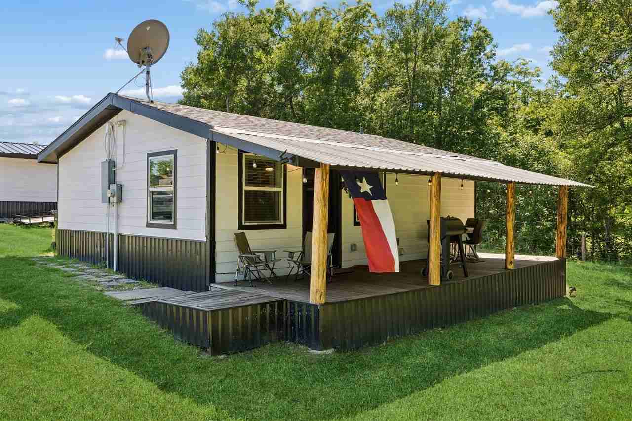 111 Mitchell Rd