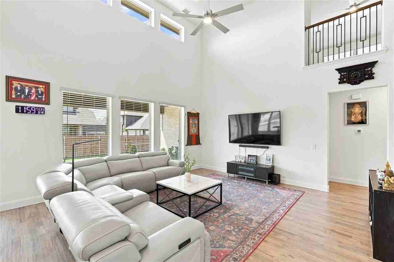 824 Blue Fescue Rd - Photo 7 of 13