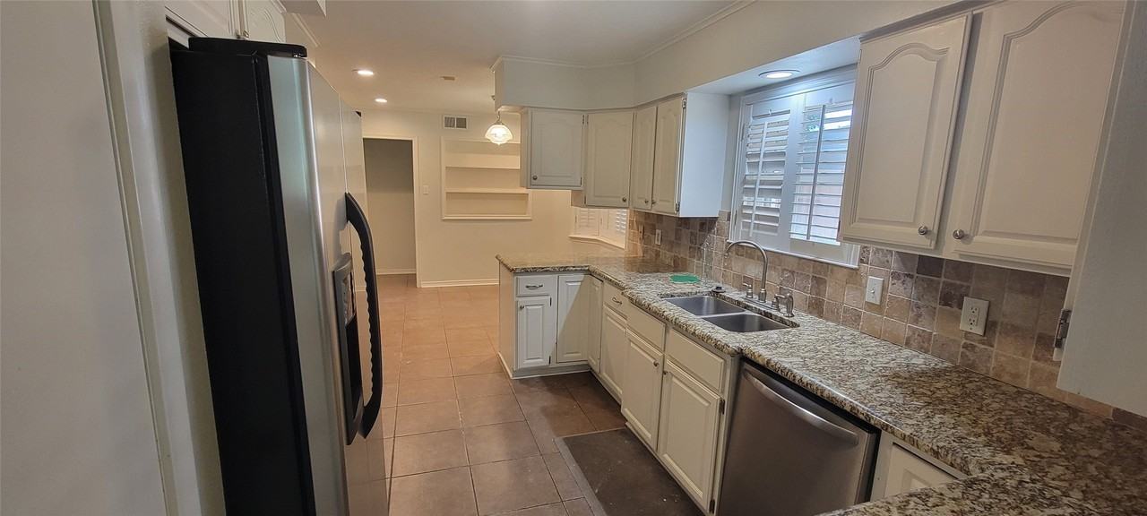 4930 Sugar Mill Rd - Photo 6 of 15