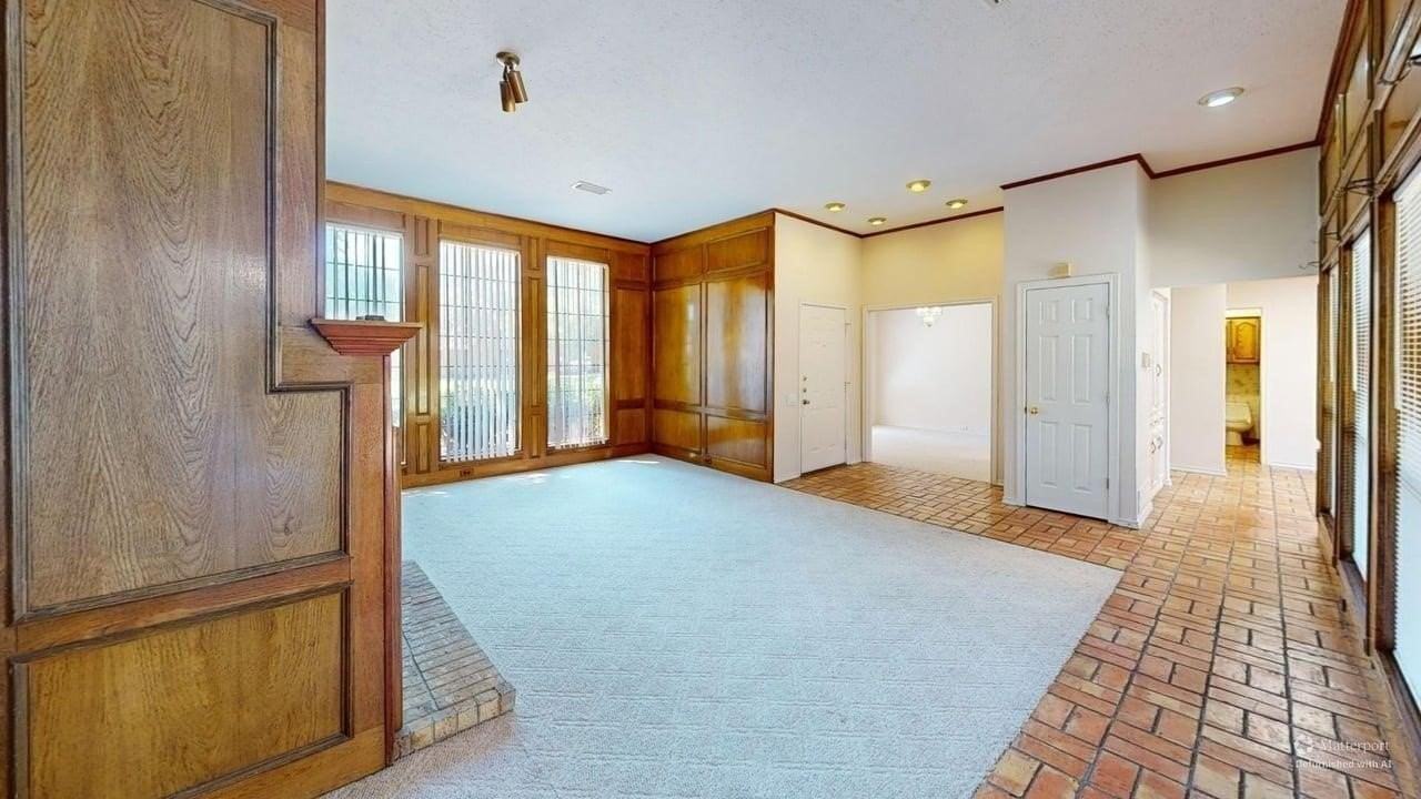 3717 Atrium Dr - Photo 3 of 18