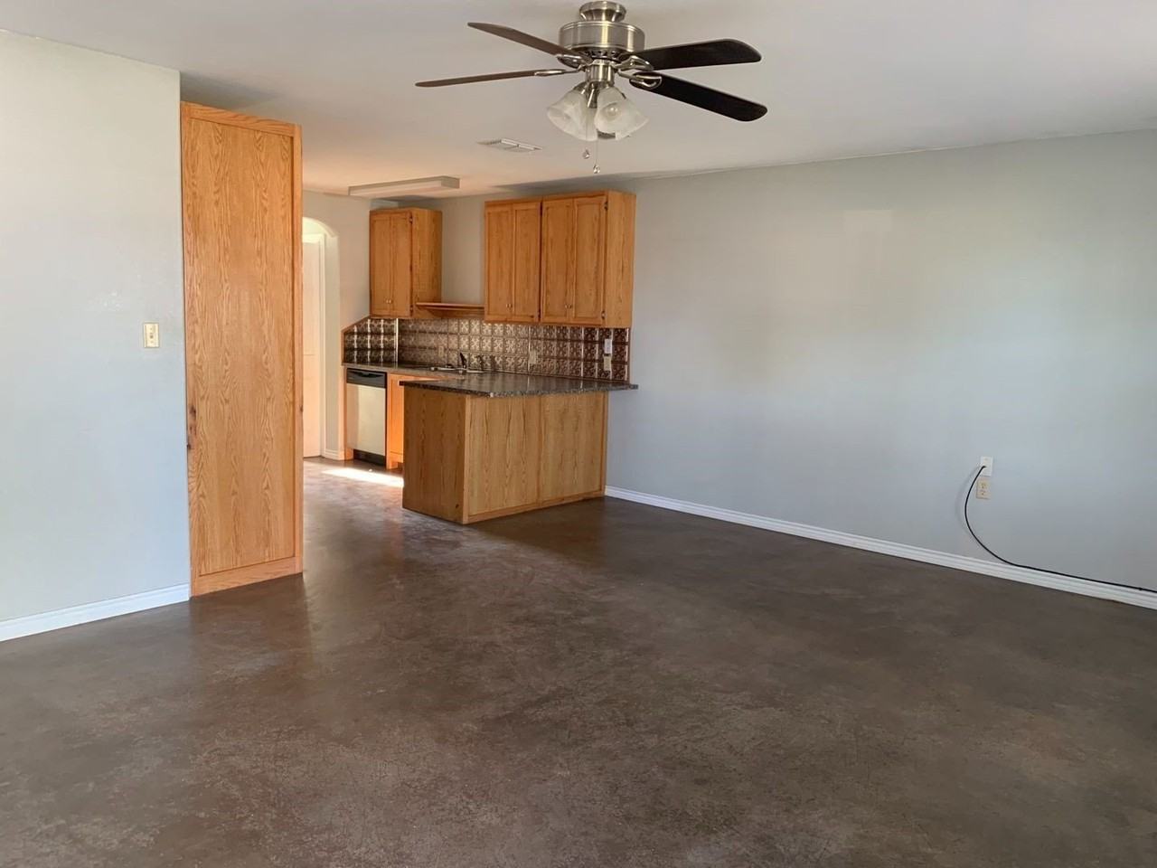 720 11th St #A - Photo 2 of 11
