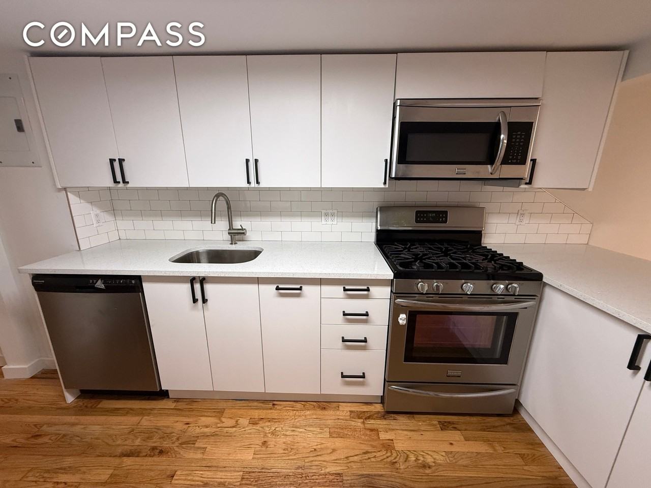 489 4th Ave #1 - Photo 5 of 21