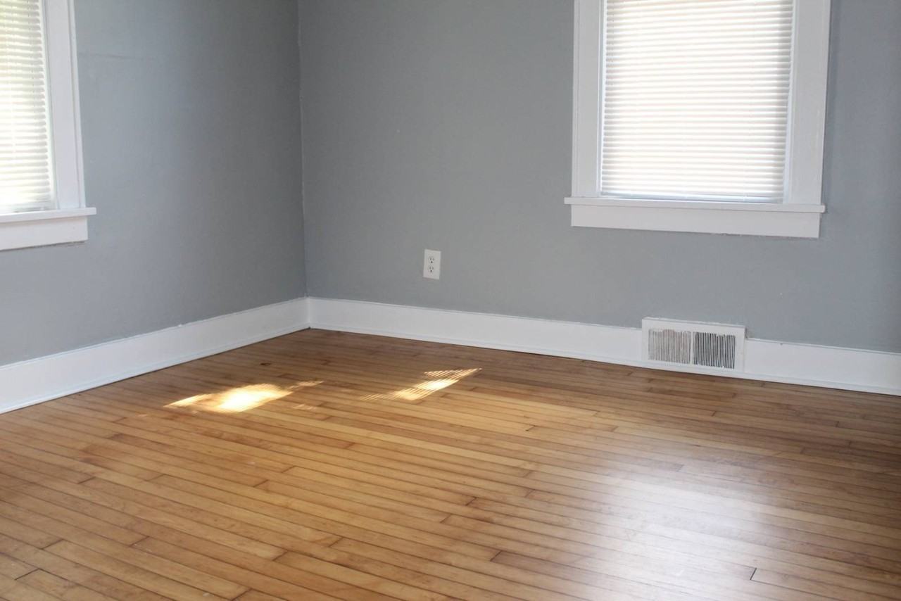653 Chartres St - Photo 4 of 8
