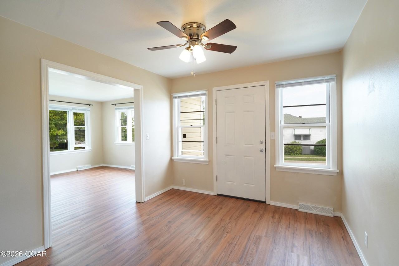 3001 S Pearl Ave - Photo 7 of 22