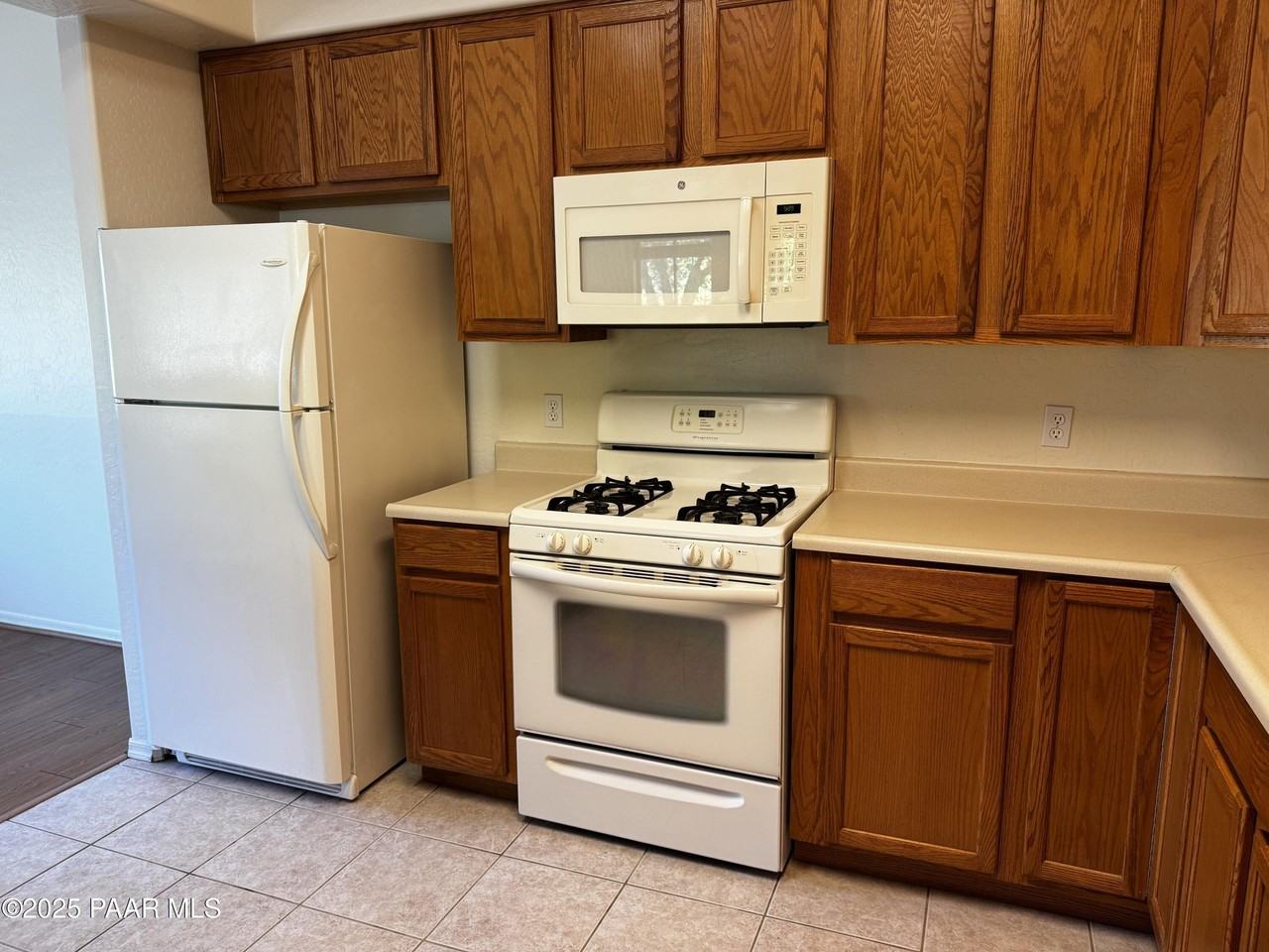 1102 Boulder Park Ave - Photo 4 of 9