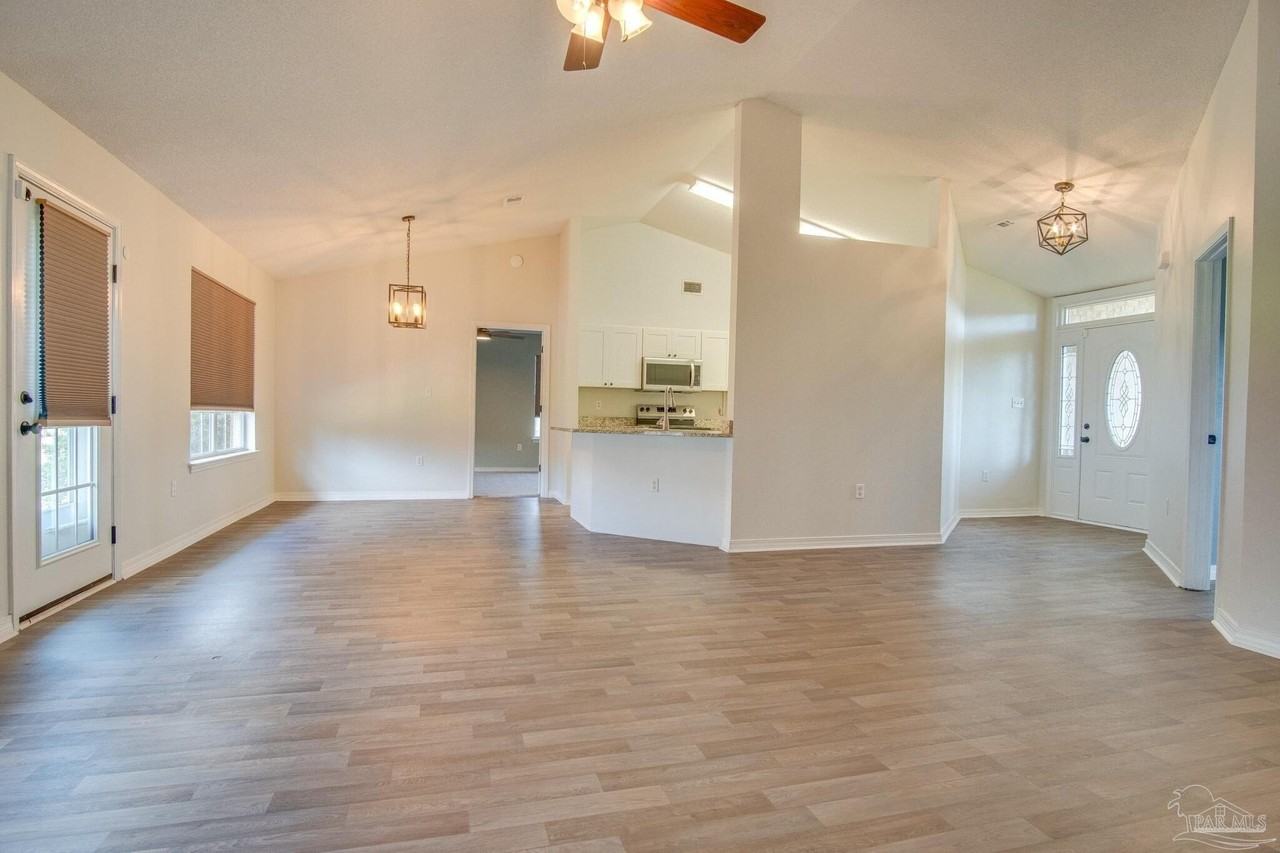 2136 Ainsdale Ct - Photo 2 of 27