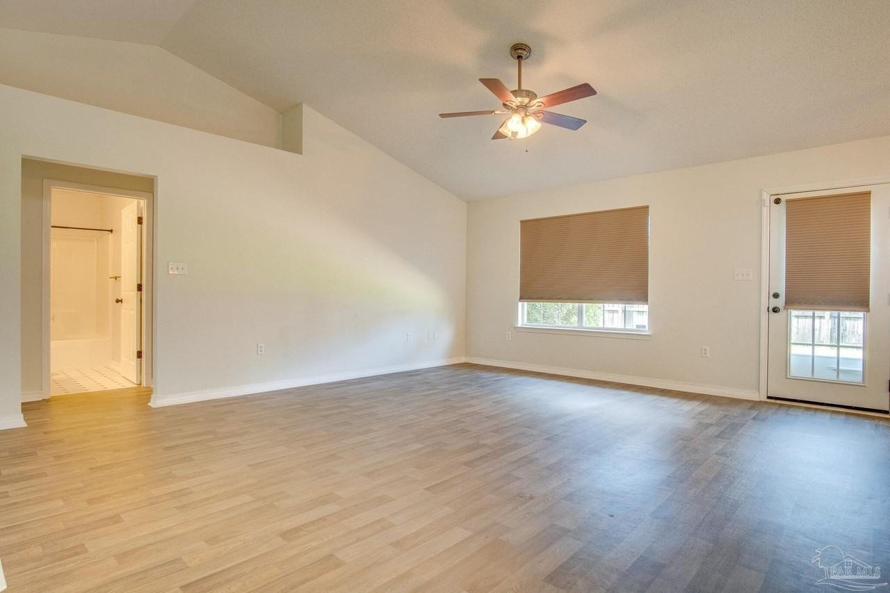 2136 Ainsdale Ct - Photo 3 of 27