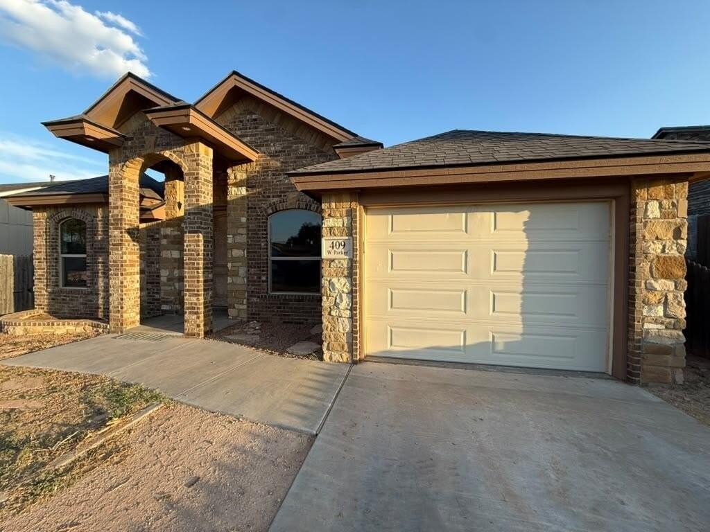 409 W Parker Ave - Photo 2 of 30