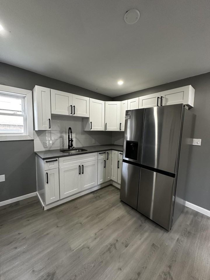 29 Cliff St #2 - Photo 3 of 19