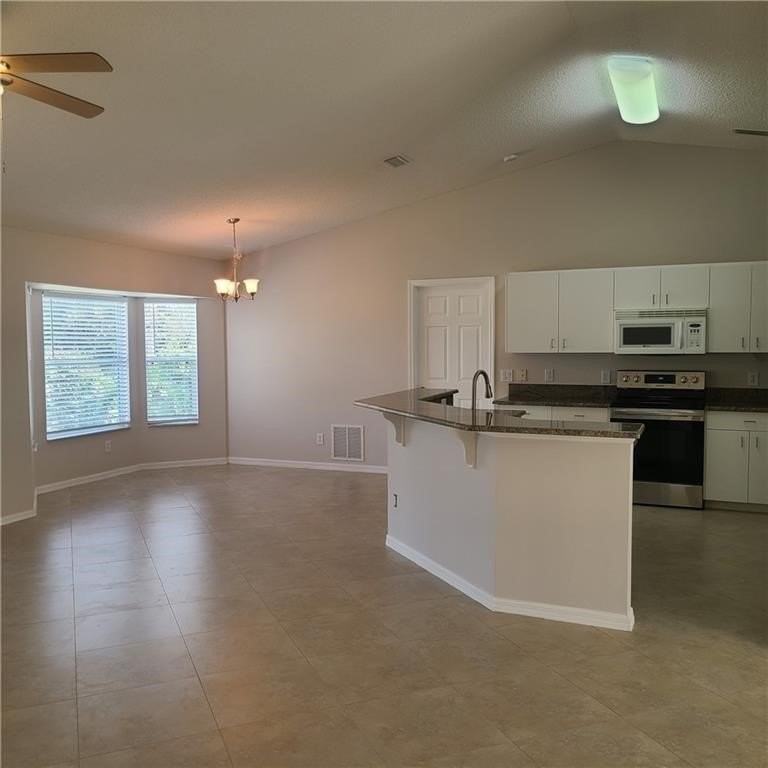 122 Karrigan St - Photo 5 of 28