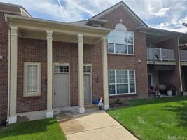 featured image of 28202 Chesapeake Cir
