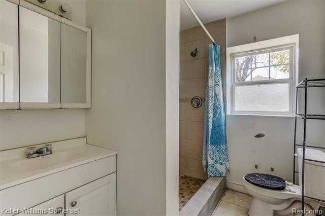 3700 Pasadena St - Photo 2 of 7