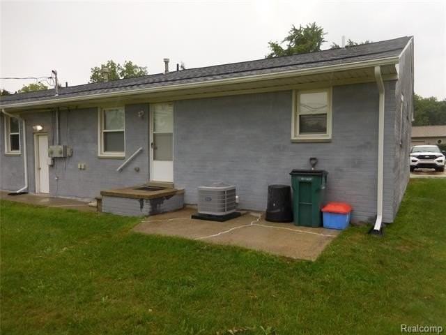 146 Olympia Dr - Photo 4 of 18