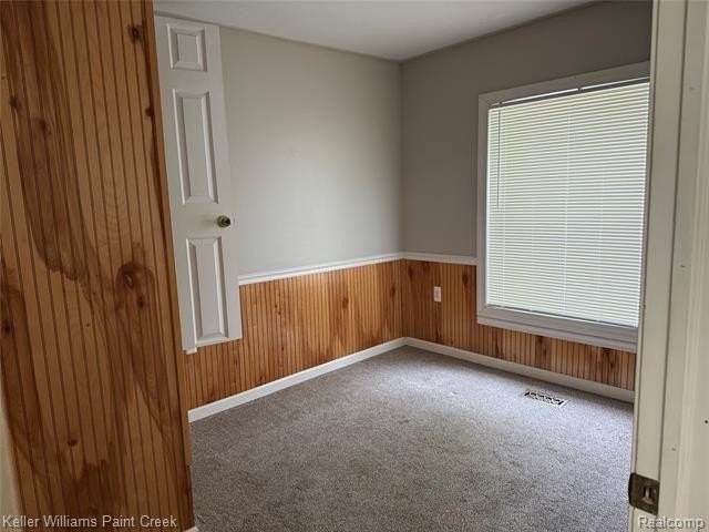 70190 N Main St #1 - Photo 6 of 9