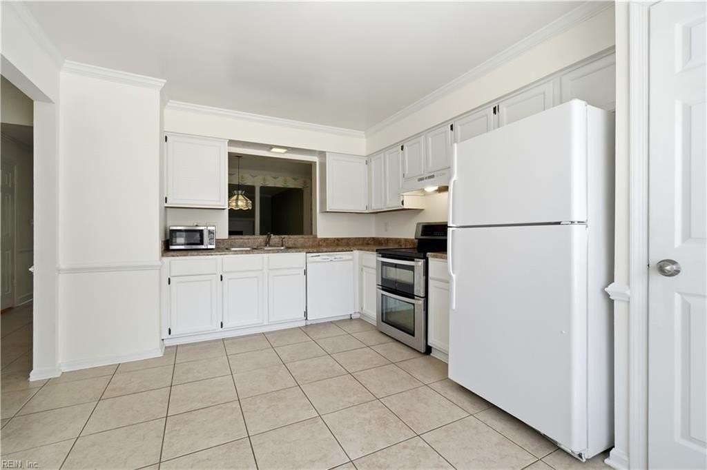 5260 Settlers Park Dr - Photo 5 of 28