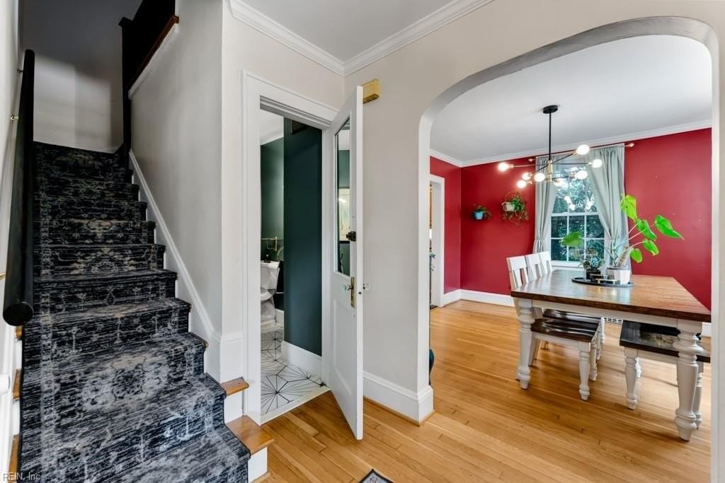 1415 Claremont Ave - Photo 3 of 42