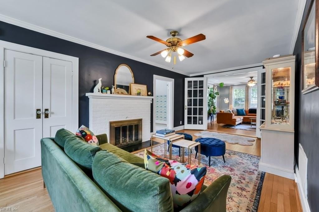 1415 Claremont Ave - Photo 4 of 42