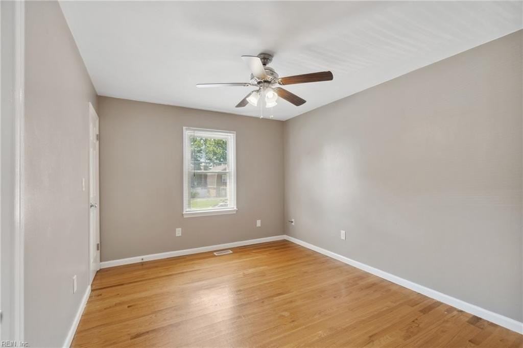 64 Colonial Way - Photo 7 of 10