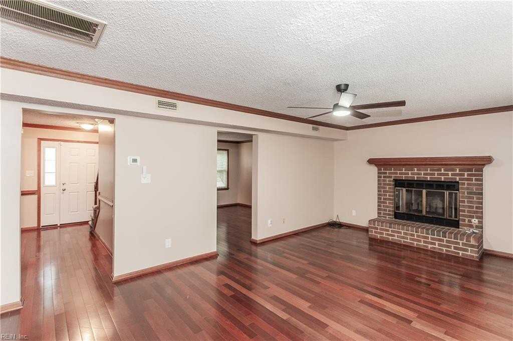1612 Wasserman Ct - Photo 5 of 12