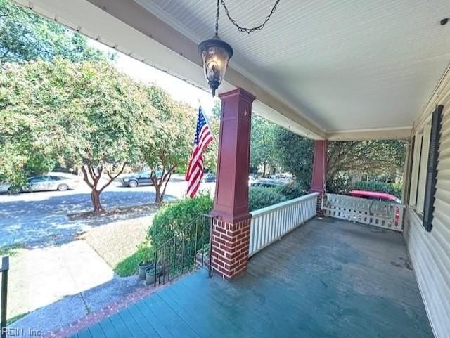 1325 Westover Ave - Photo 3 of 44