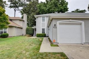 featured image of 922 Willow Pt