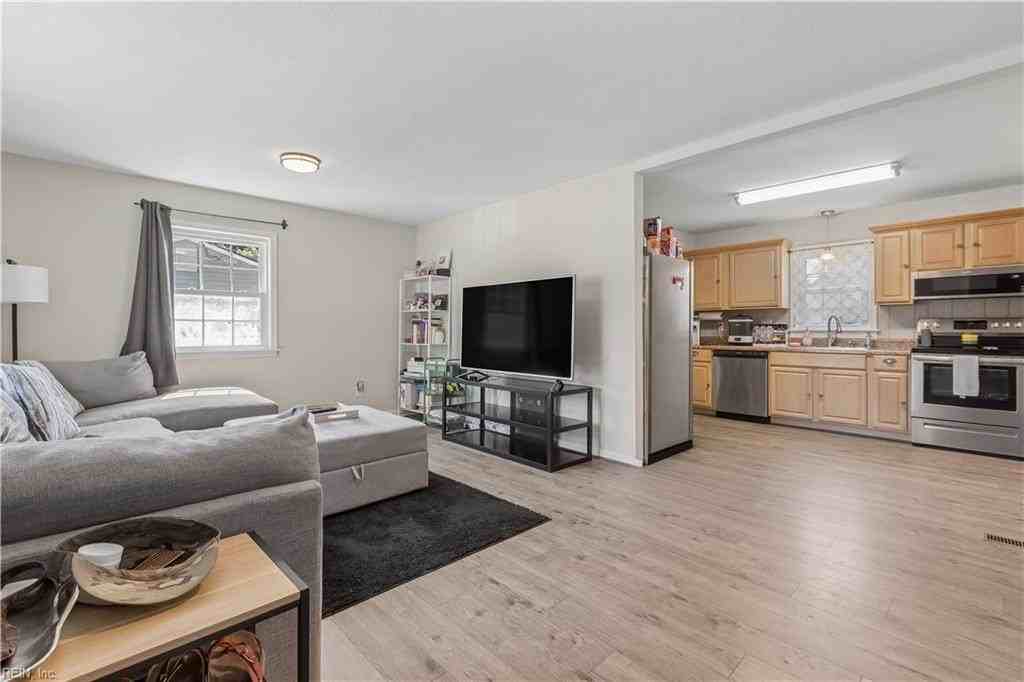 47 Buffalo Dr - Photo 5 of 24