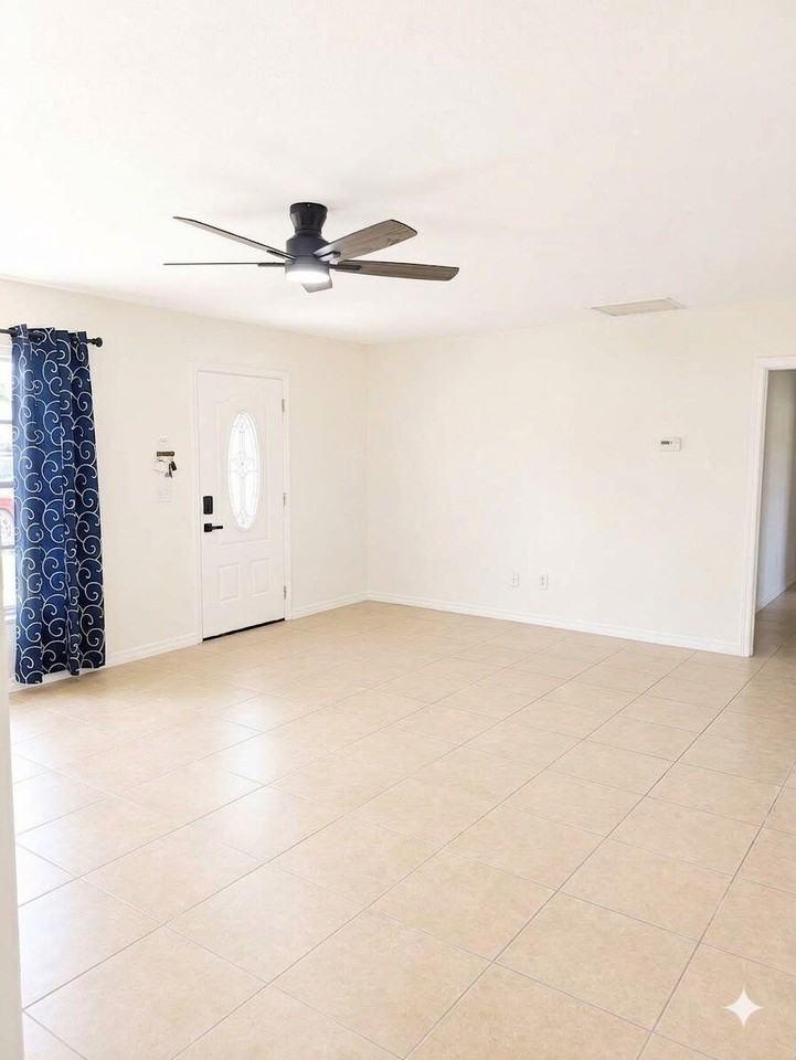 7402 Lakeland Blvd - Photo 6 of 25