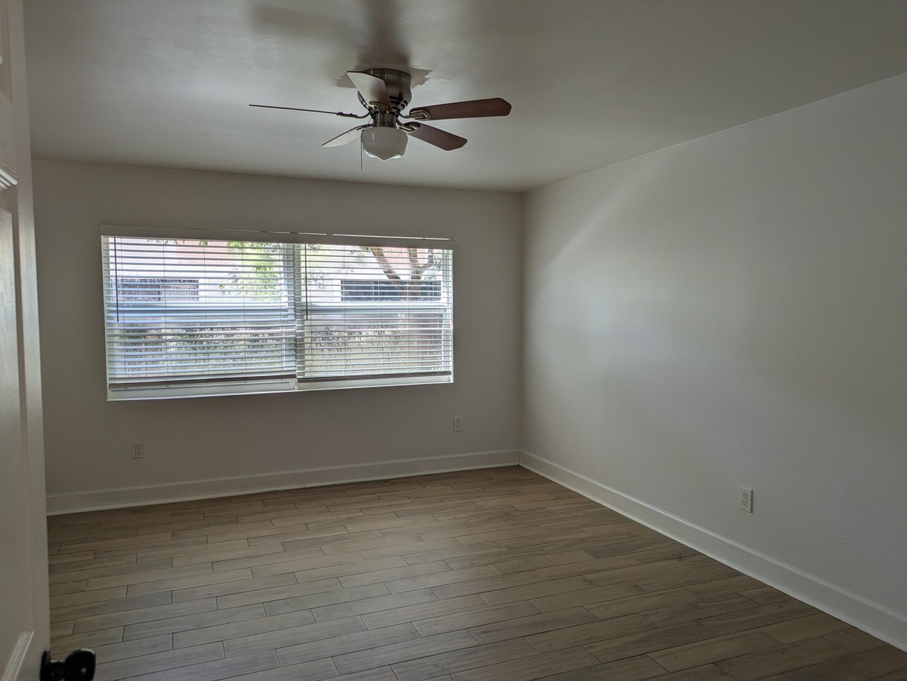 8710 Nw 35th St - Photo 7 of 14