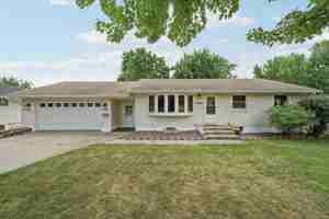 featured image of 8423 16th Ave S