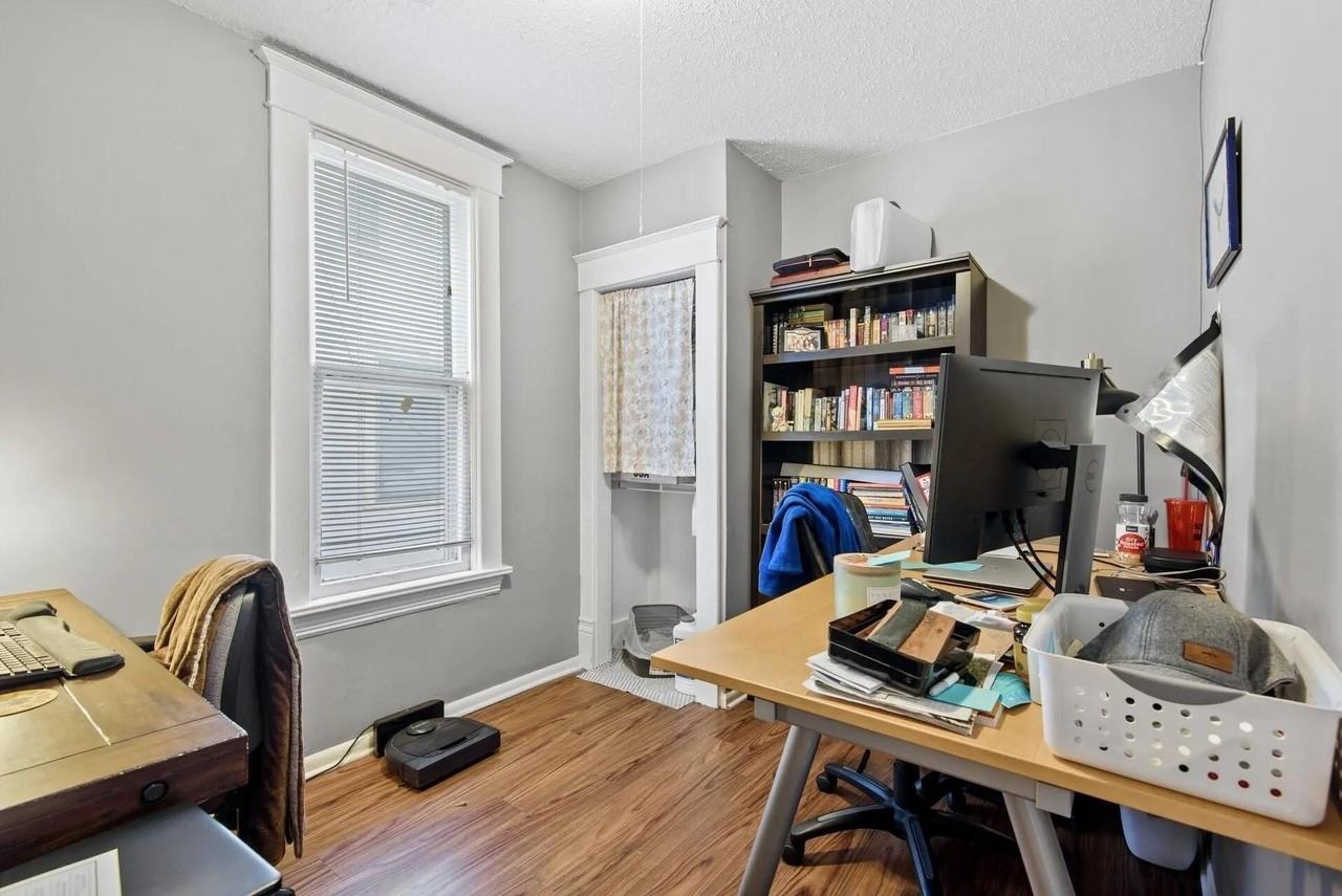 1322 Central Ave Ne #1 - Photo 7 of 11