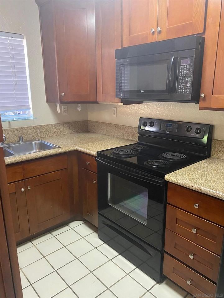 11353 Avenida De Los Lobos #E - Photo 6 of 19