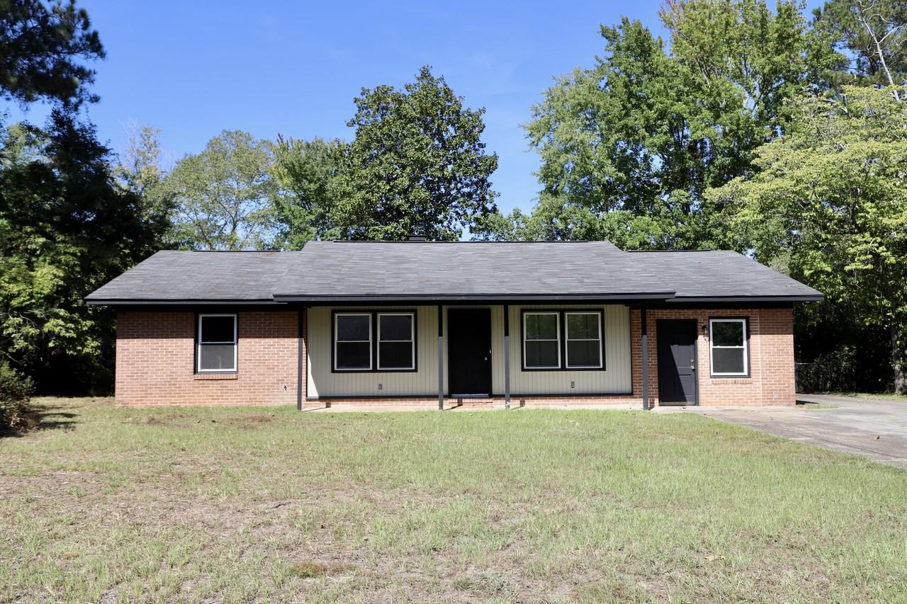 6 Hilliard Dr - Photo 4 of 50