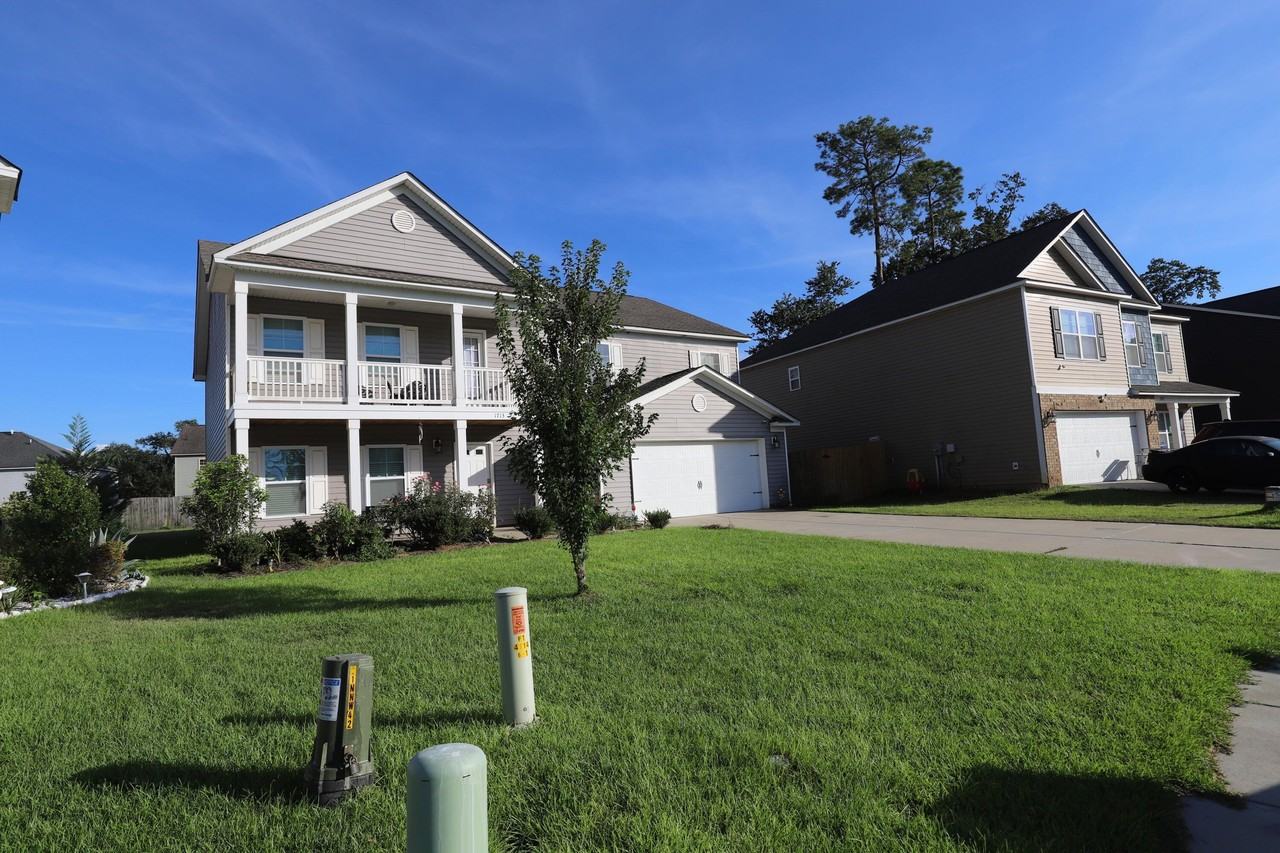 1713 Smalls Dr - Photo 3 of 6