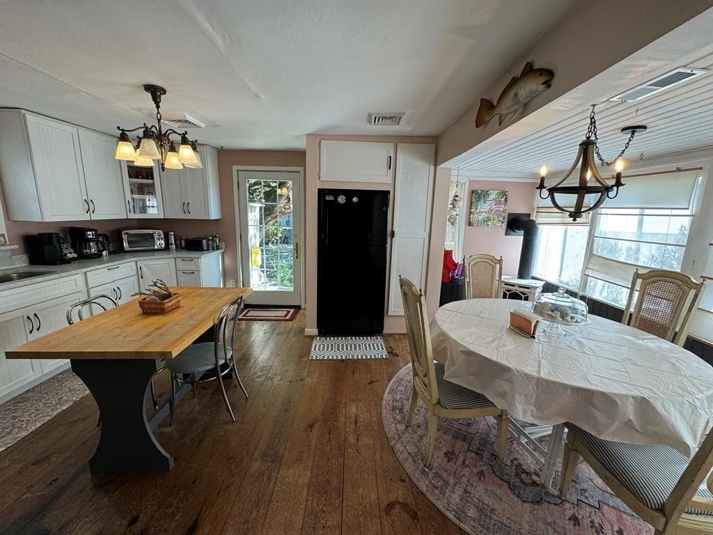 3488 Main St - Photo 5 of 38