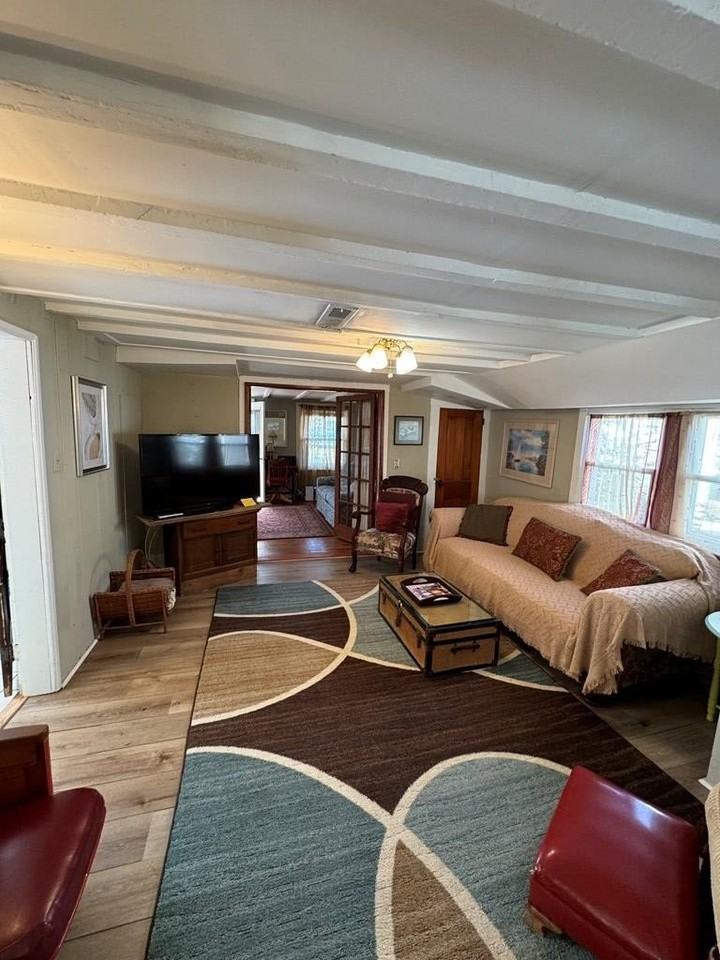 3488 Main St - Photo 7 of 38
