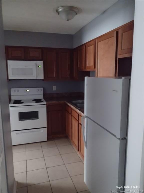 270 N School St - Photo 4 of 9