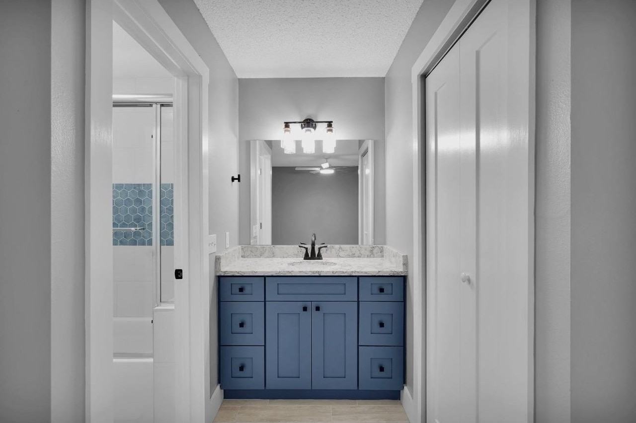 30 Catalonia Ct - Photo 2 of 18