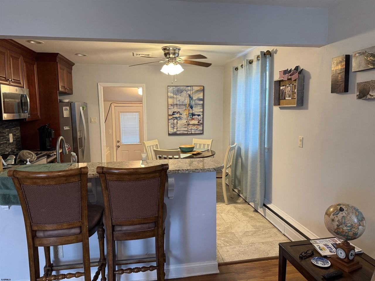 231 13th St S - Photo 4 of 11