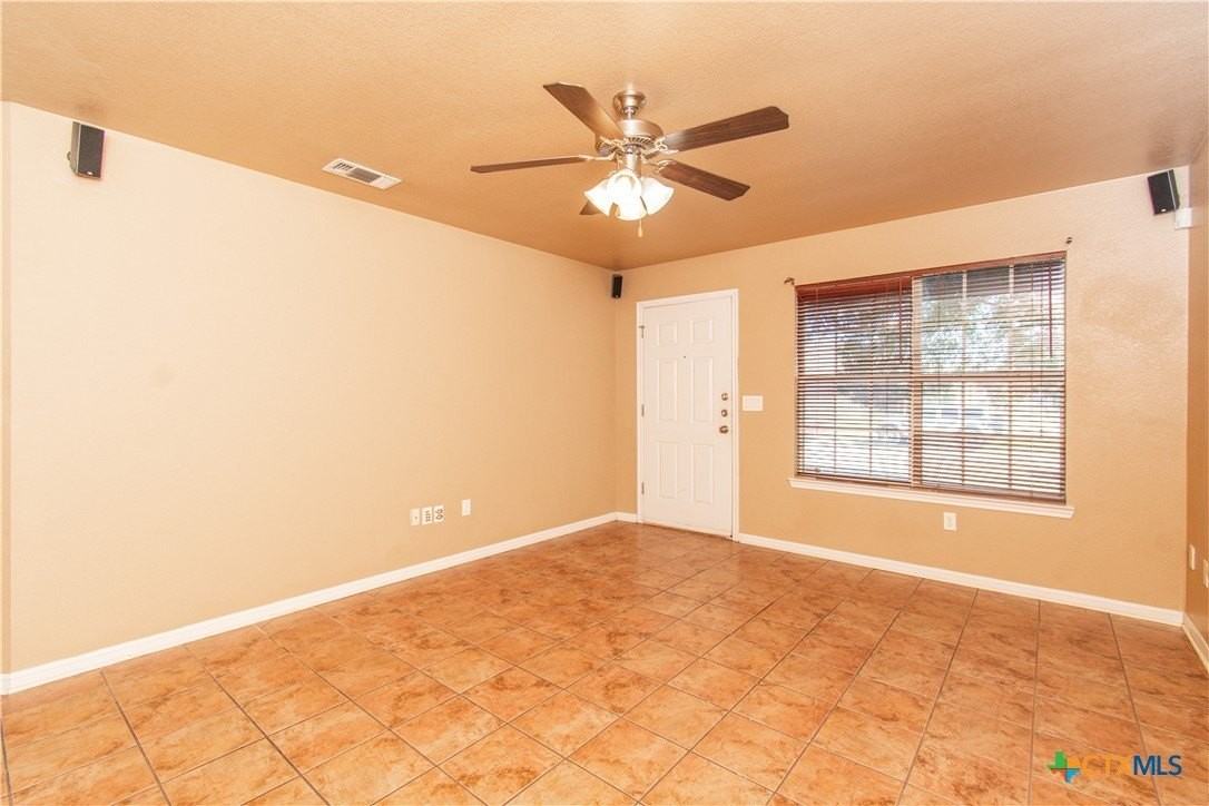 1511 Powder Riv #B - Photo 4 of 20