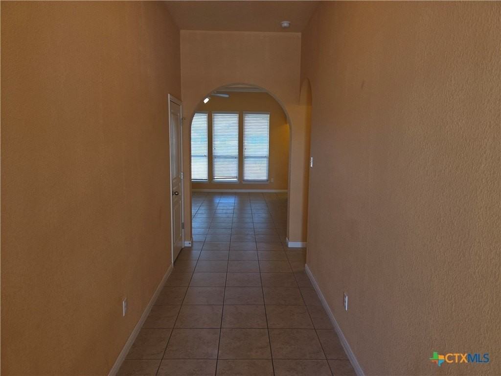 512 Wyndham Hill Pkwy - Photo 2 of 17