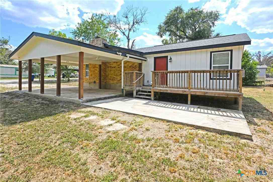 438 Forshage Blvd - Photo 3 of 31
