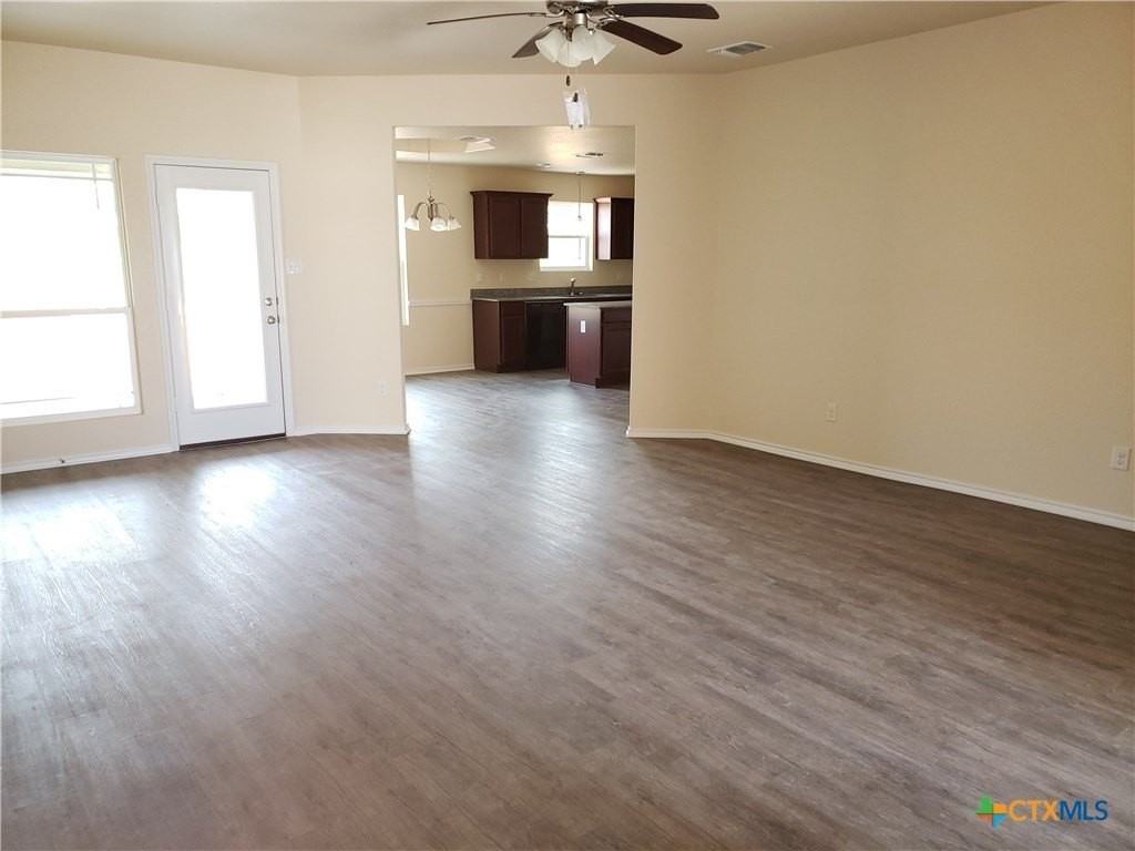 704 Liberty Valley Dr - Photo 7 of 21