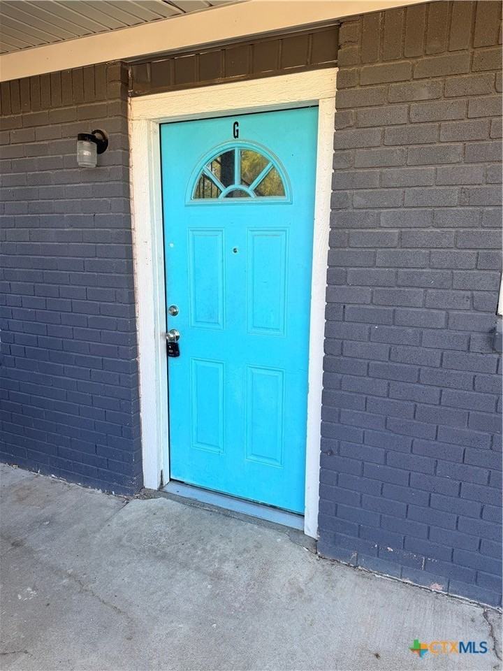 2104 Jerome Dr #G - Photo 2 of 14