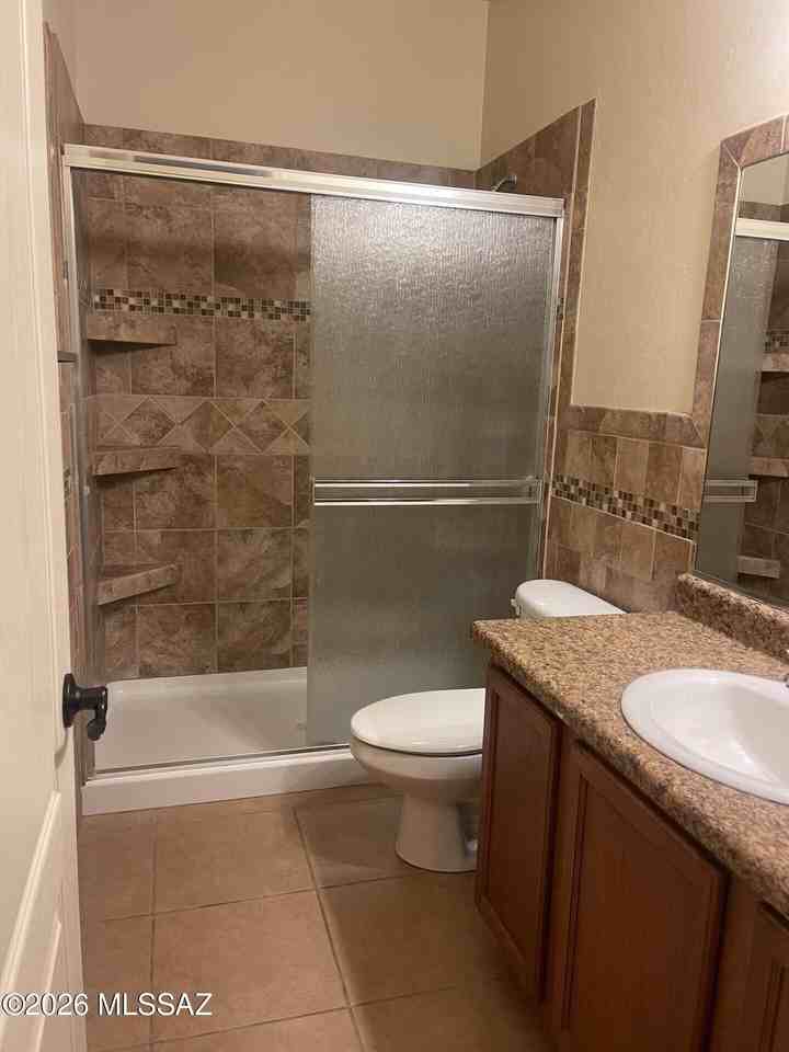 2125 W Shields Ct - Photo 6 of 12