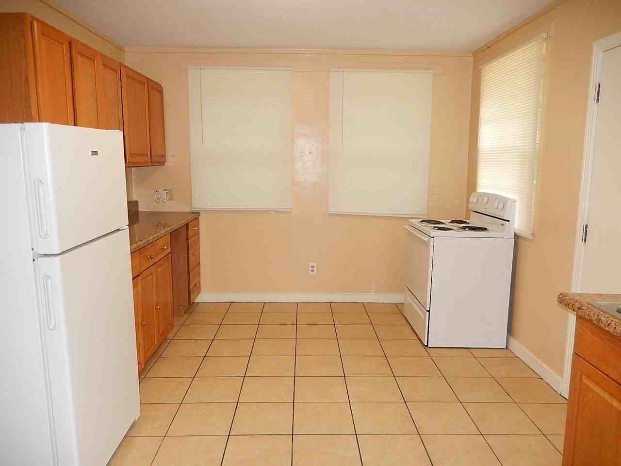 1518 Pepper Dr - Photo 4 of 16