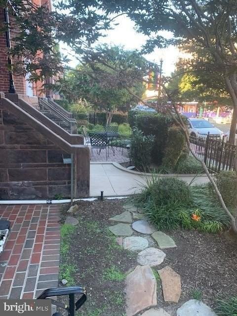 1502 17th St Nw #4 - Photo 5 of 50