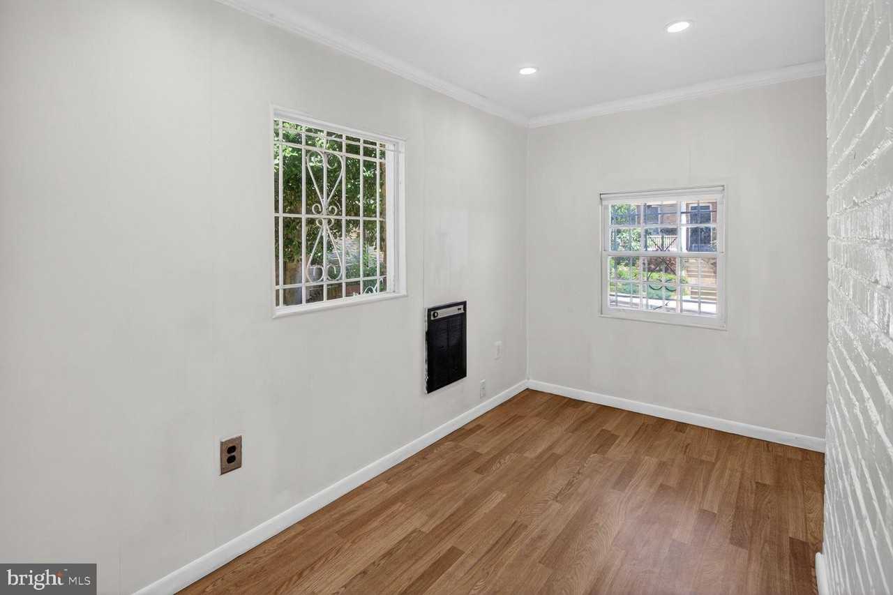 4712 Piney Branch Rd Nw - Photo 5 of 25