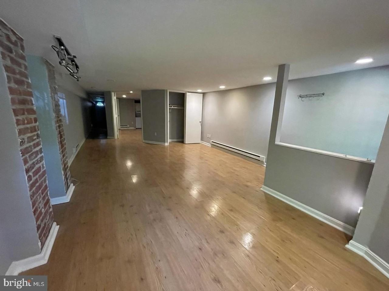 1207 Harvard St Nw - Photo 2 of 6